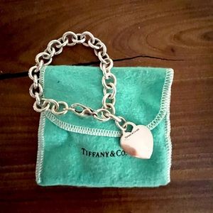 Tiffany & Co. Return to Tiffany Heart Tag Charm Bracelet in Silver